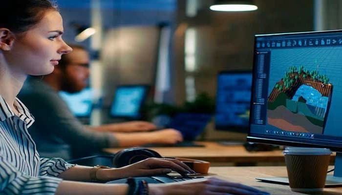 MÁSTER EN CREACIÓN DE VIDEOJUEGOS  Online