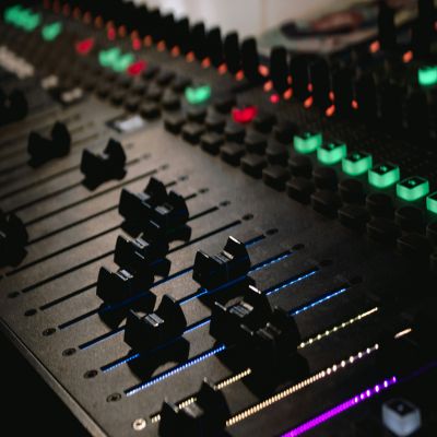 Master en Técnicas, Aparatología y Equipos de Estética: Ultrasonidos y Diatermia + Titulación Universitaria