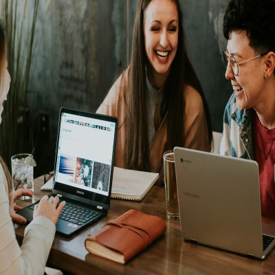Máster en Creación Gestión y Negocios de Redes Sociales Virtuales