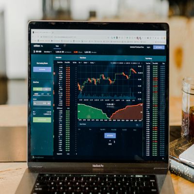 Master en Bolsa + 60 Créditos Ects