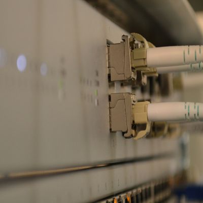 MÁSTER UNIVERSITARIO EN INGENIERÍA DE TELECOMUNICACIÓN A Distancia