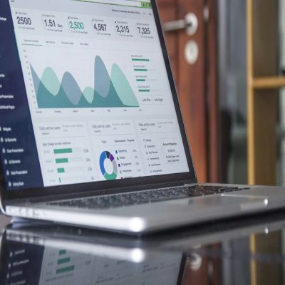 MÁSTER DE FORMACIÓN PERMANENTE EN DIRECCIÓN Y GESTIÓN DE INSTALACIONES Y ENTIDADES DEPORTIVAS Online