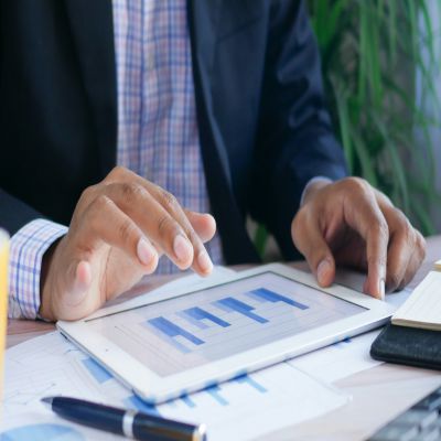 MÁSTER EN DIRECCIÓN Y ADMINISTRACIÓN DE EMPRESAS MBA - ESPECIALIDAD EN MARKETING DEPORTIVO Online