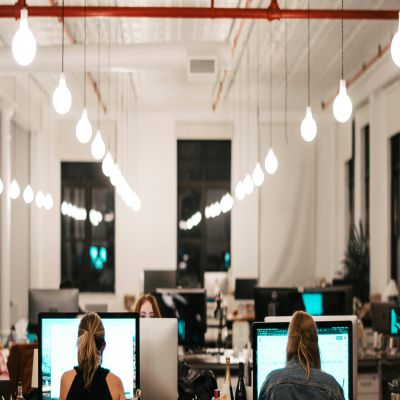 MÁSTER EN DIRECCIÓN Y ADMINISTRACIÓN DE EMPRESAS MBA - ESPECIALIDAD EN LOGÍSTICA Y TRANSPORTE Online