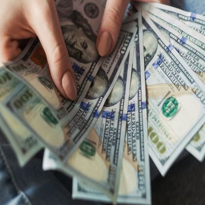 MÁSTER EN FINANZAS ESPECIALIZACIÓN EN DIRECCIÓN FINANCIERA Y MÁSTER EN ASESORAMIENTO Y PLANIFICACIÓN FINANCIERA Online