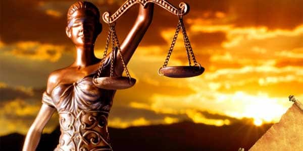 Derecho empresarial y jurisprudencia